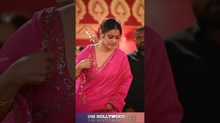 काजोल मुंडकंच मोडत होत.?Kajol Durga Pooja Viral Video ?|| bollywood shorts