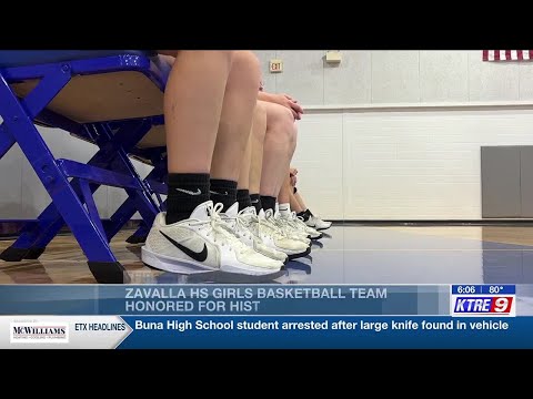 Ceremony honors Zavalla High School girls' basketball team for historic semi-final qualification