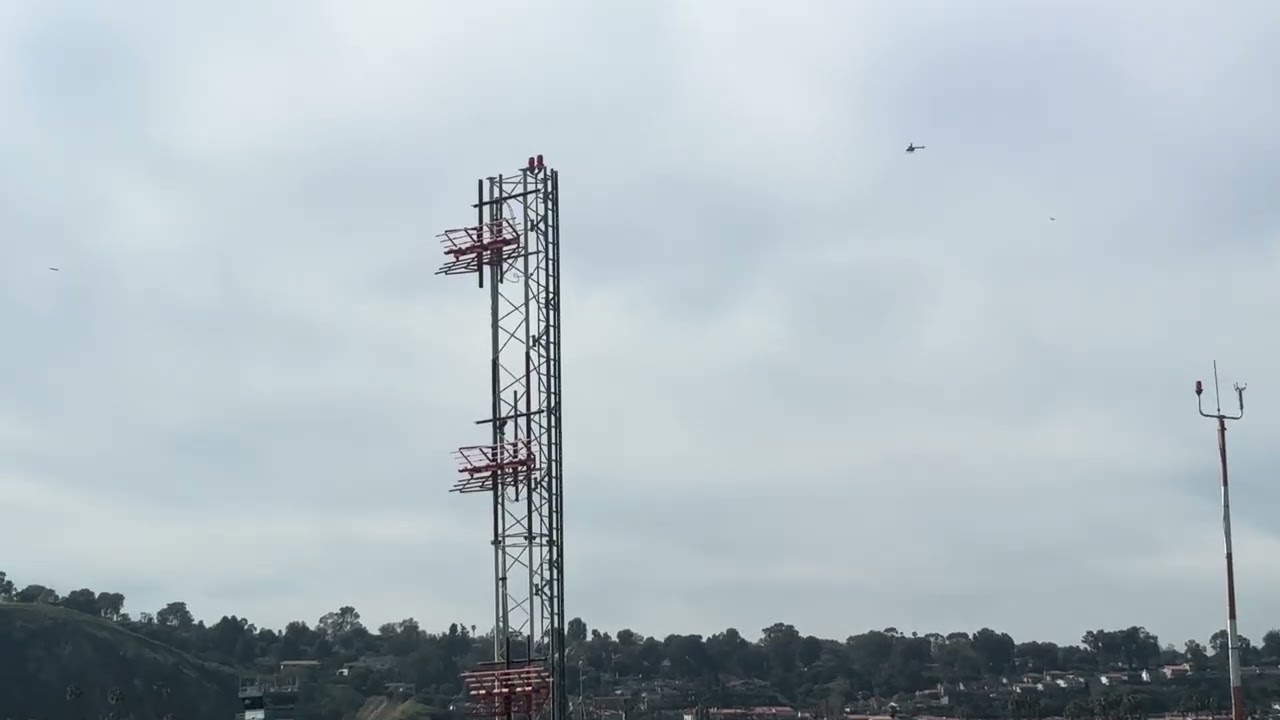 Robinson R22 N559DD Helicopter taking off from Torrance Airport 