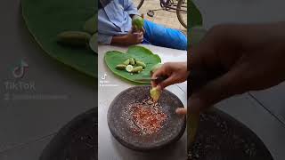 Mukbang Rujak Buah Resimi