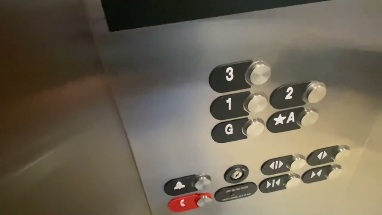 A Halloween elevator ￼