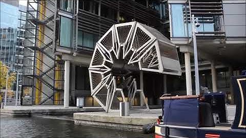 Amazing Technology  -  The Rolling Bridge