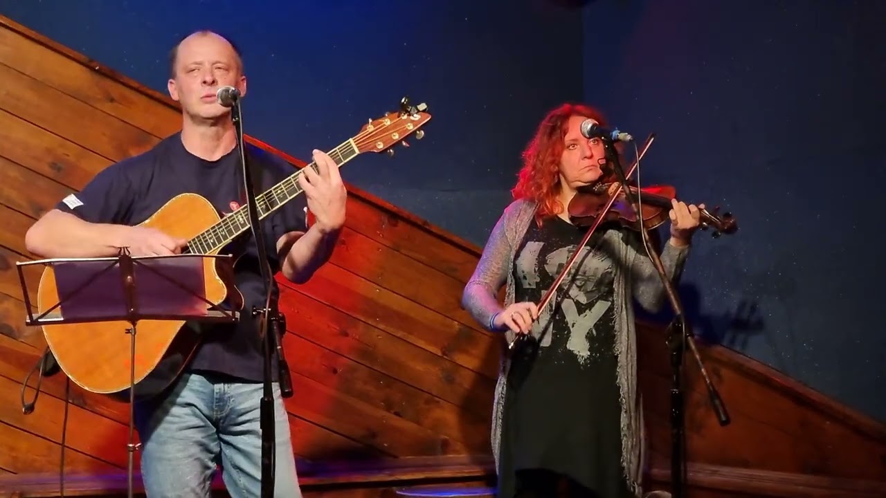 Zabierz nas na ląd - Cztery Refy