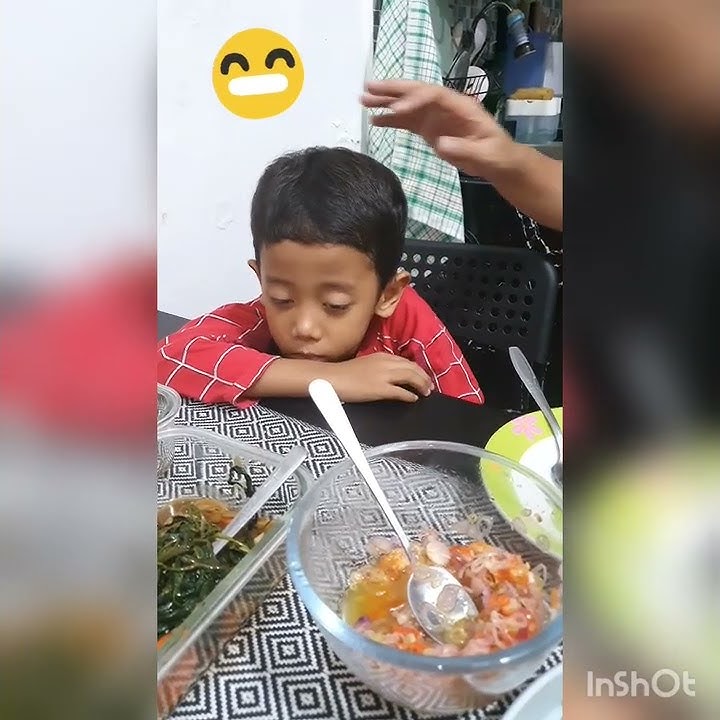 Video Lucu Anak Ngantuk Banget Padahal Lagi Makan #short