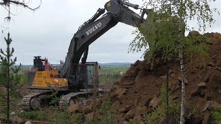 Volvo EC750EL digging overburden in a quarry