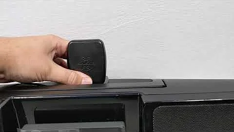 SiriusXM SXSD2 Portable Speaker Dock BOOMBOX + Sirius XM Radio Stratus Receiver