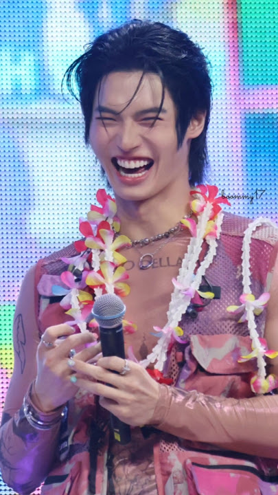 It was never about the money π₯Ήβ€οΈβπ©Ή #winmetawin #snowballpower #fans #love #fyp #fancam #shorts #win