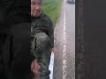В ванне на колесах проехал мужчина по дорогам Краснодарского края