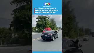 Ô Tô Vượt Đèn Đỏ Bỏ Chạy Mang Theo Csgt Đang Đu Bám Trên Nắp Capo