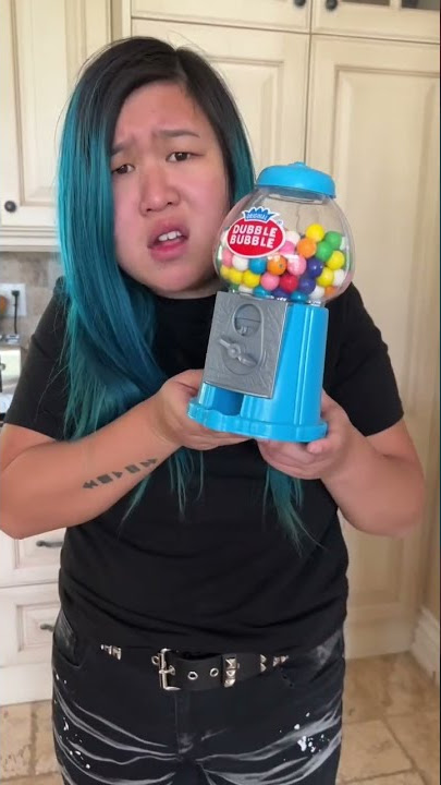 She kept switching my candy 🍬🥺 #shorts