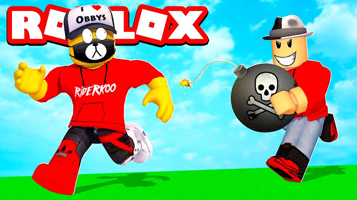 MUSÍ MI PŘEDAT BOMBU, ABYCH VYBOUCHL... (Roblox - Bomb Pass Game)