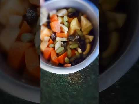 ramzaan mini vlog#fruitchaat #ramzanmubarak #ramzan #muslim #babritresh #new #youtubeshorts