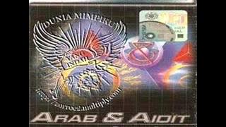 Arab & Aidit - Bila Bulan Bewarna Biru