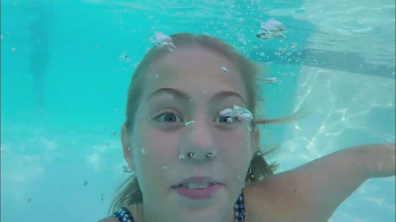 MERMAZING DANICA AND COUSIN GG TALKING UNDER WATER - YouTube