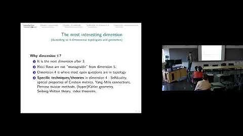 Tristan Ozuch : 4-dimensional specific aspects of Ricci flows