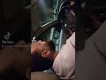 سكاكين في القلب مسكين 