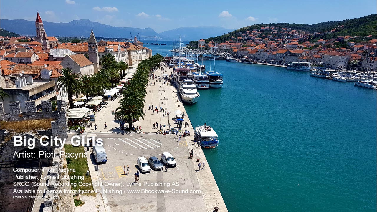 Big City Girls - Piotr Pacyna (Lynne Publishing)