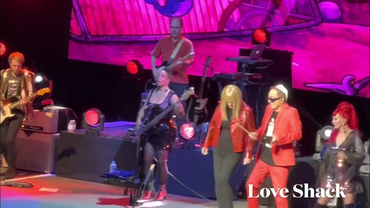 B52 s Love Shack The Venetian Theatre Las Vegas 5 6 23 YouTube b52-s-love-shack-the-venetian-theatre-las-vegas-5-6-23-youtube