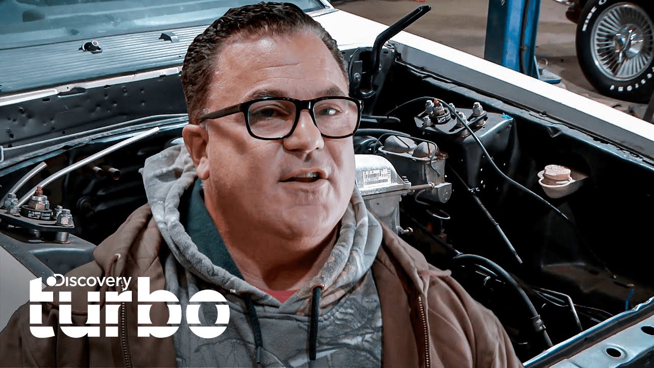 Andy inicia a busca por um novo motor para o SVO | Os Reis da Sucata | Discovery Turbo Brasil