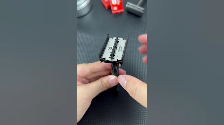 Easy & Safe: This Twist-to-Open Razor!👍#safetyrazor