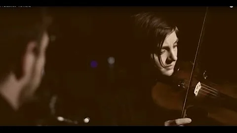 Nicolas FRAiSSiNET - Reviens