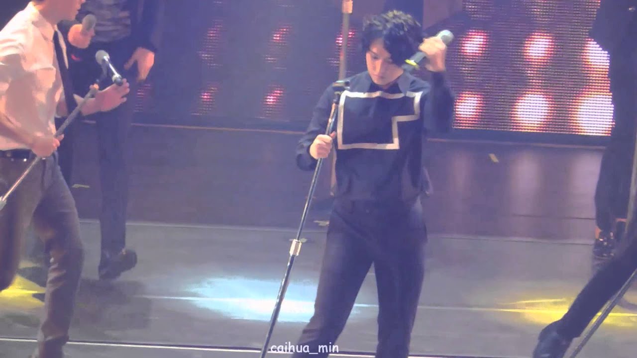 140919 SS6 in Seoul Day1-Sungmin_This_is_love_Heechul_rap