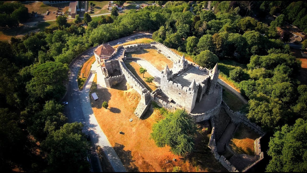 De santa maria. Замок Фейра, Португалия. Кастелло да Фейра.