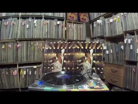 羅文 Roman Tam -- b1 激光中