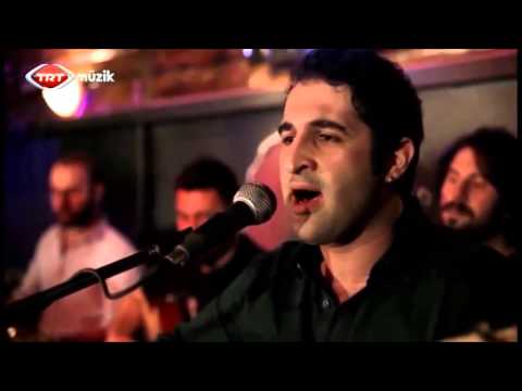 Mustafa Ardıç & Grup Alzaymır - Sen Varsın Orda (TRT MÜZİK)