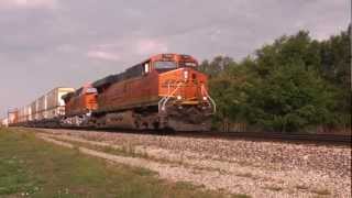 BNSF stack/trailer train east thru Toluca IL. 8-24-2012
