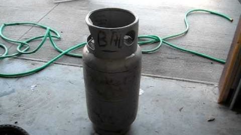 How To Build A Sauna Stove From  2 Propane Tanks, Part 1