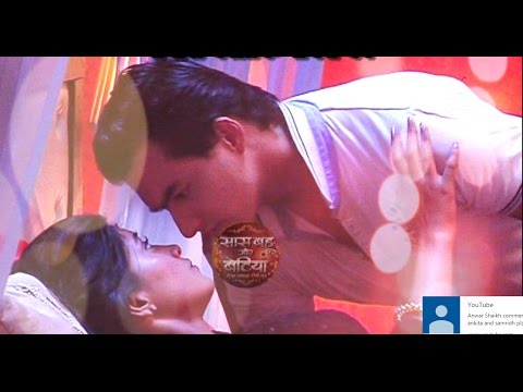 Naira and Kartik's romance in Yeh Rishta Kya Kehlata Hai - YouTube