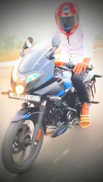 Pulsar ns200 vs Pulsar 220f drag race 😱😱 | ns200 whatsapp status | z900 #shorts #viral #ns200 #z900