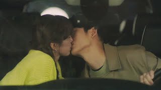 картинка: Влюбилась в парня, который скучает по другой 💕