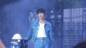 Thumbnail of (4K) 20250628 BTS Jin Running Wild @RUNSEOKJIN_EP. TOUR concert 방탄소년단 진 달려라석진