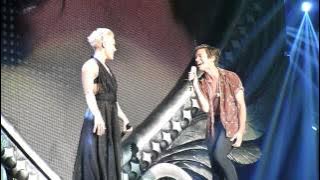 P!nk feat. Nate Russ - Just give me a reason live in Hamburg am 01.05.2013