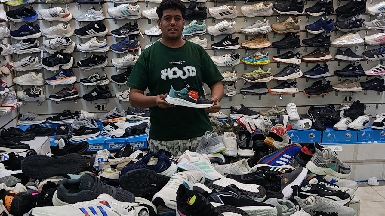 الحقو منبع الكوتشيهات الفيتامي💥 يعني الجمله في العتبه المكان اللي مصر كلها بتدور عليه جميع المقاسات👏