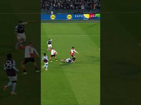 Three goals in three games for John McGinn 🥽