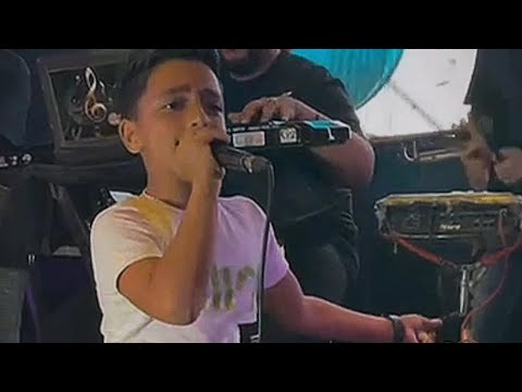 أنا الهرم أنا الأسد ريشه الصغير 