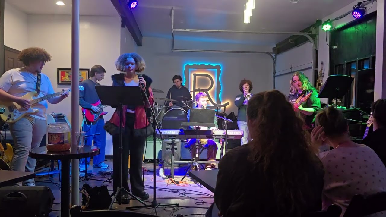 PLEASE COME HOME; Gramac Avenue at Ruckus Cafe 01-03-2026