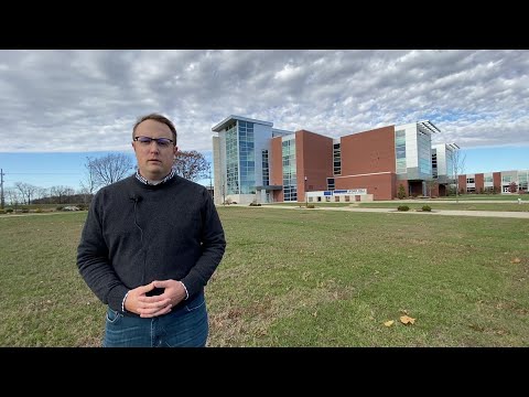 The Real World with Derek- Vincennes University Campus Tour