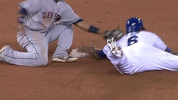 CLE@KC: Safe call at second confirmed in the 14th