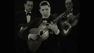 Video thumbnail of ""Yira Yira" tango canción REMASTERIZADA, cantada por Carlos Gardel en vivo."