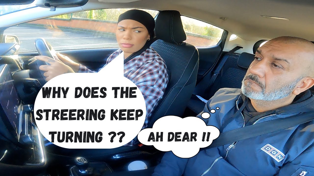 LEARNER FAILS FOR NOT SIGNALLING - YouTube