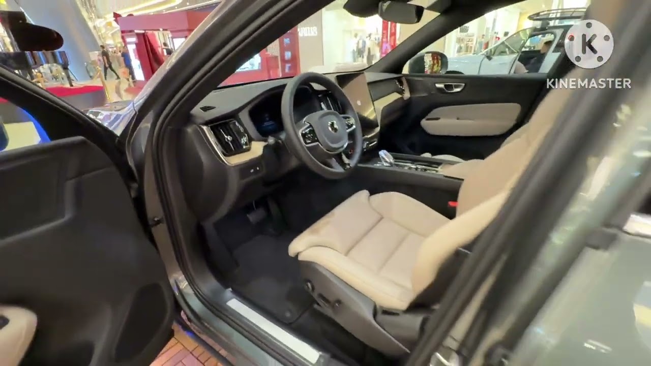 VOLVO XC60 Midsize Luxury SUV