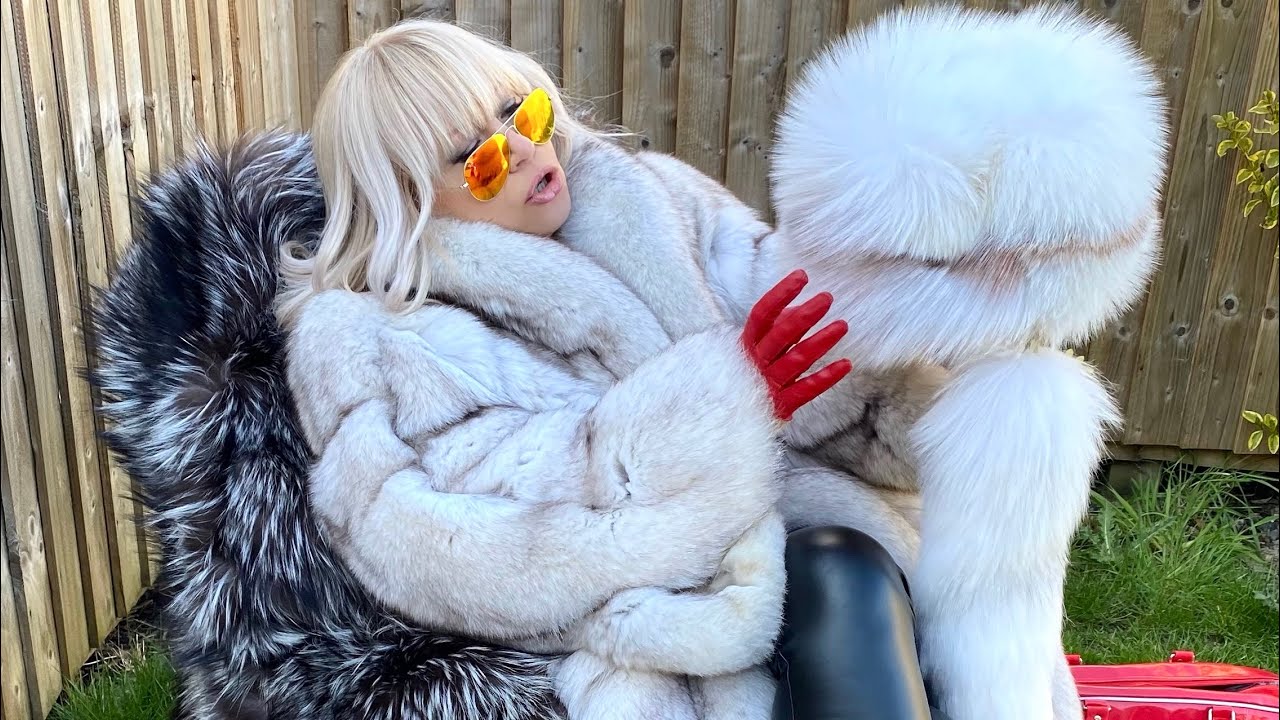 LoraFox beautiful Blue Fox fur coat - YouTube
