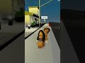 Elle me colle tropppppppp roblox brookhaven roblox humor edit brookhaven