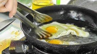 Vietnamese Street Food - HANBURGER Nhan Ga+Trung Egg Chicken Ho Chi Minh City Vietnam