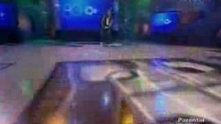 Arnel Pineda On Eat Bulaga and Sings Don't Stop Believin'.flv