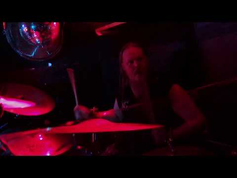 Kuoleman Galleria - Myrkyttäjä (Official Live Video)